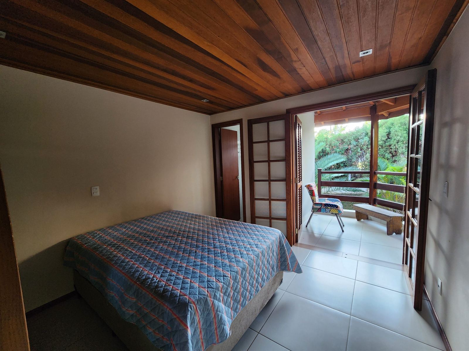 Suíte 10 — quarto coletivo
